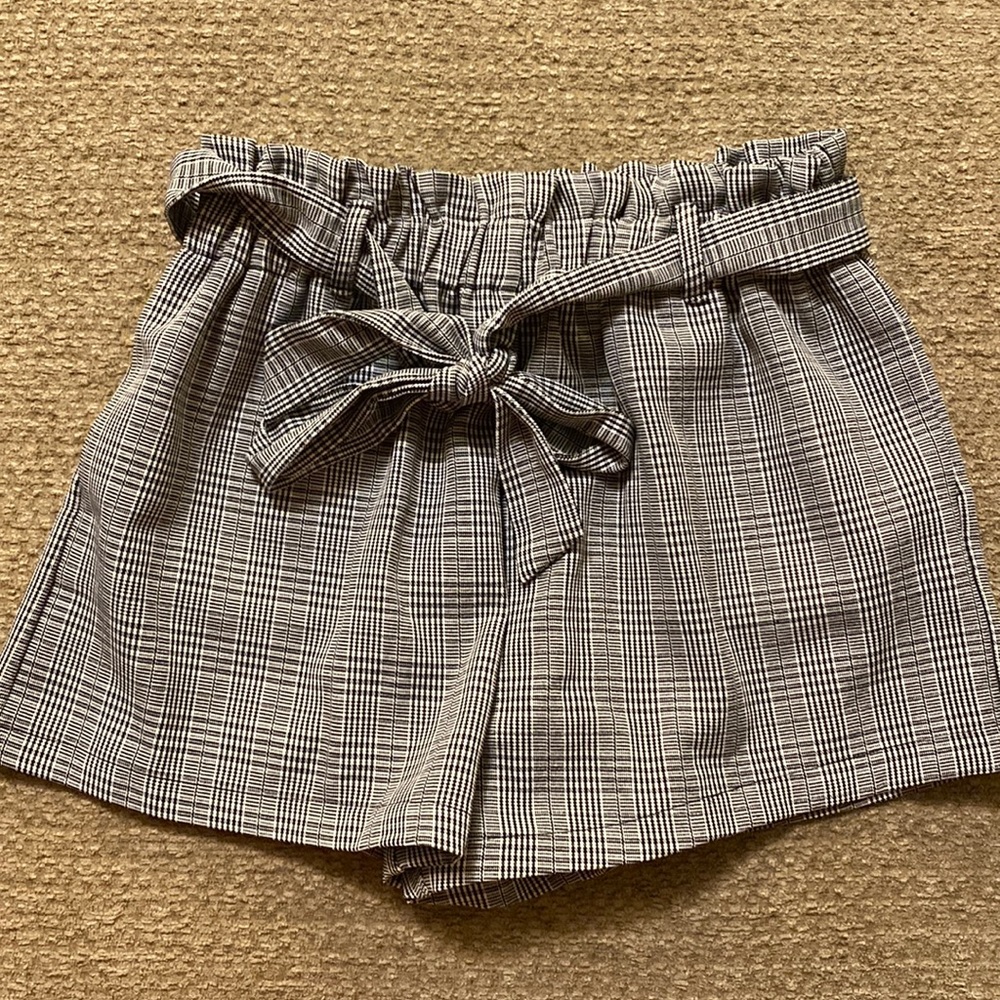 Women’s plaid slack looking- shorts